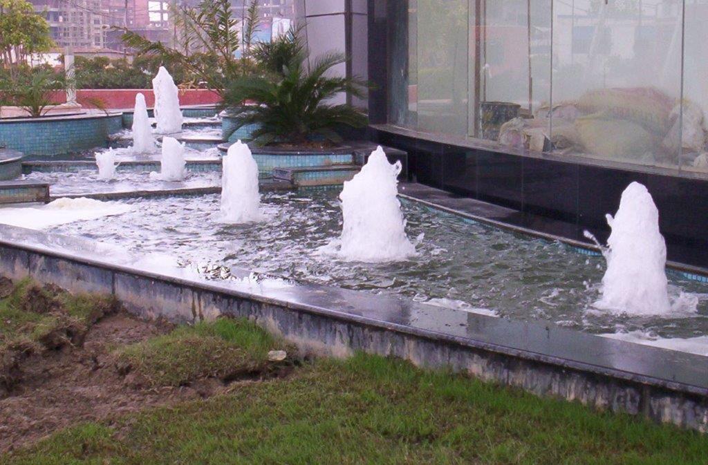 North Sq. Mall (0161)